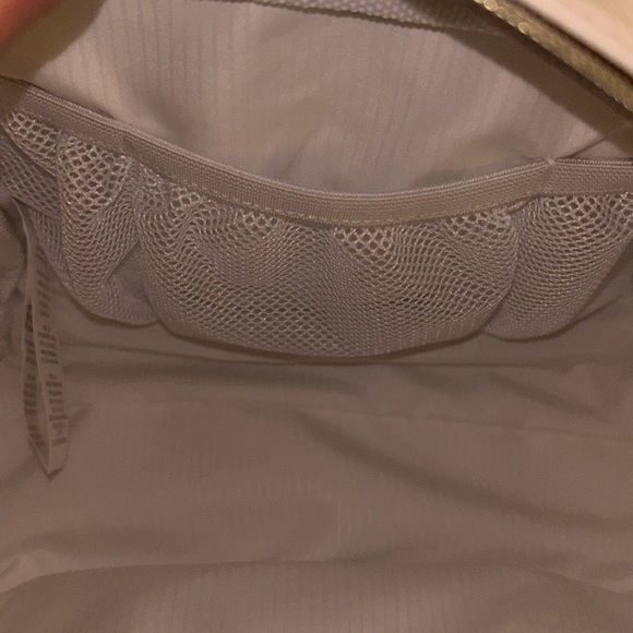 Mark & Graham Concourse Vegan Leather Travel Pouch - Picture 6 of 8